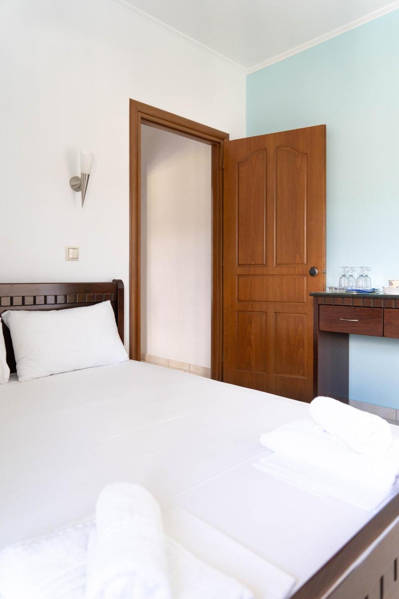 Hotel Alexandros Ammoudiá Eksteriør bilde