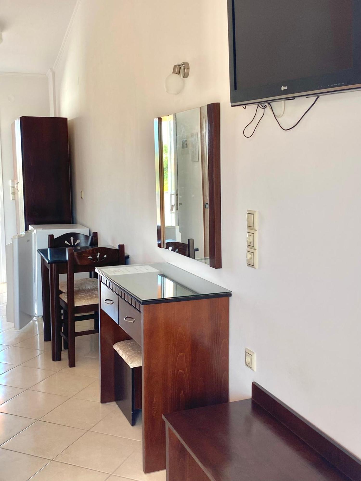 Hotel Alexandros Ammoudiá Eksteriør bilde
